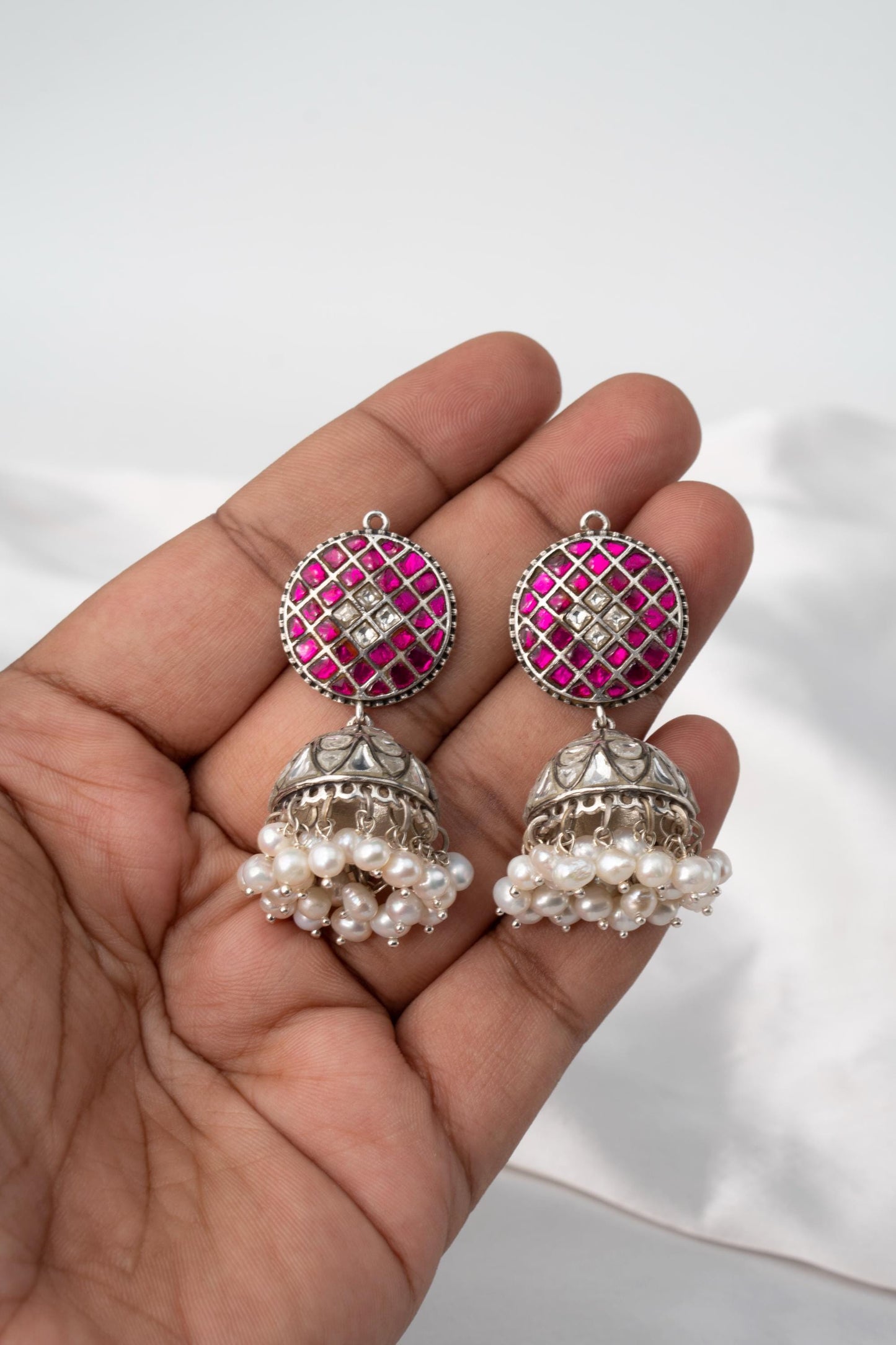 GULNAAR (गुलनार)